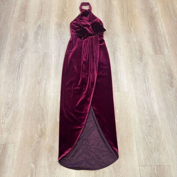 Black Halo, Estelle Smashing Berry High-Low Velvet Halter Bow Gown, Women’s 4 - Picture 14 of 15
